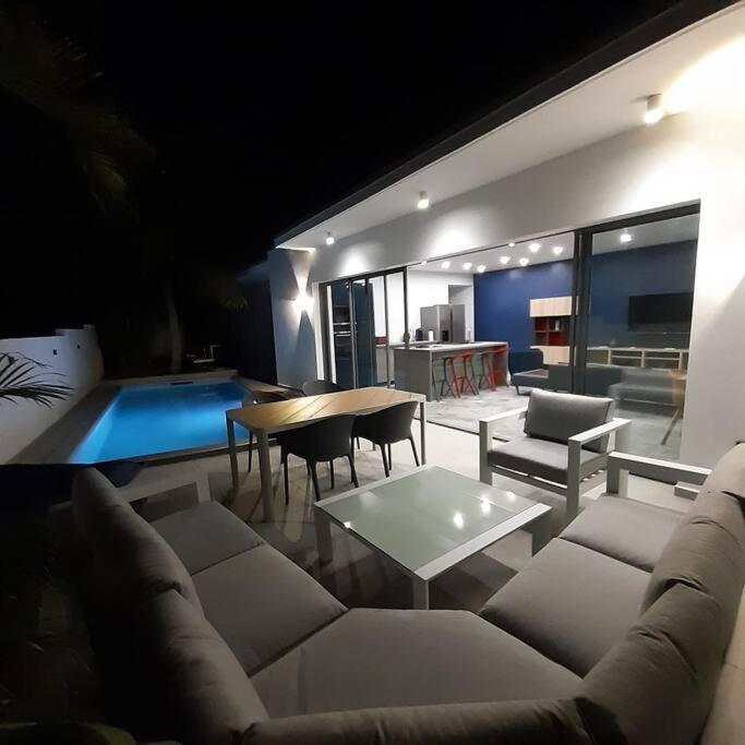 Palm Villas Сен-Ан Екстериор снимка
